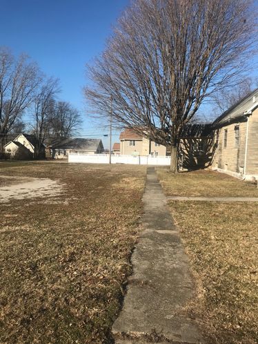 1708 Dewitt Ave, Mattoon, IL 61938